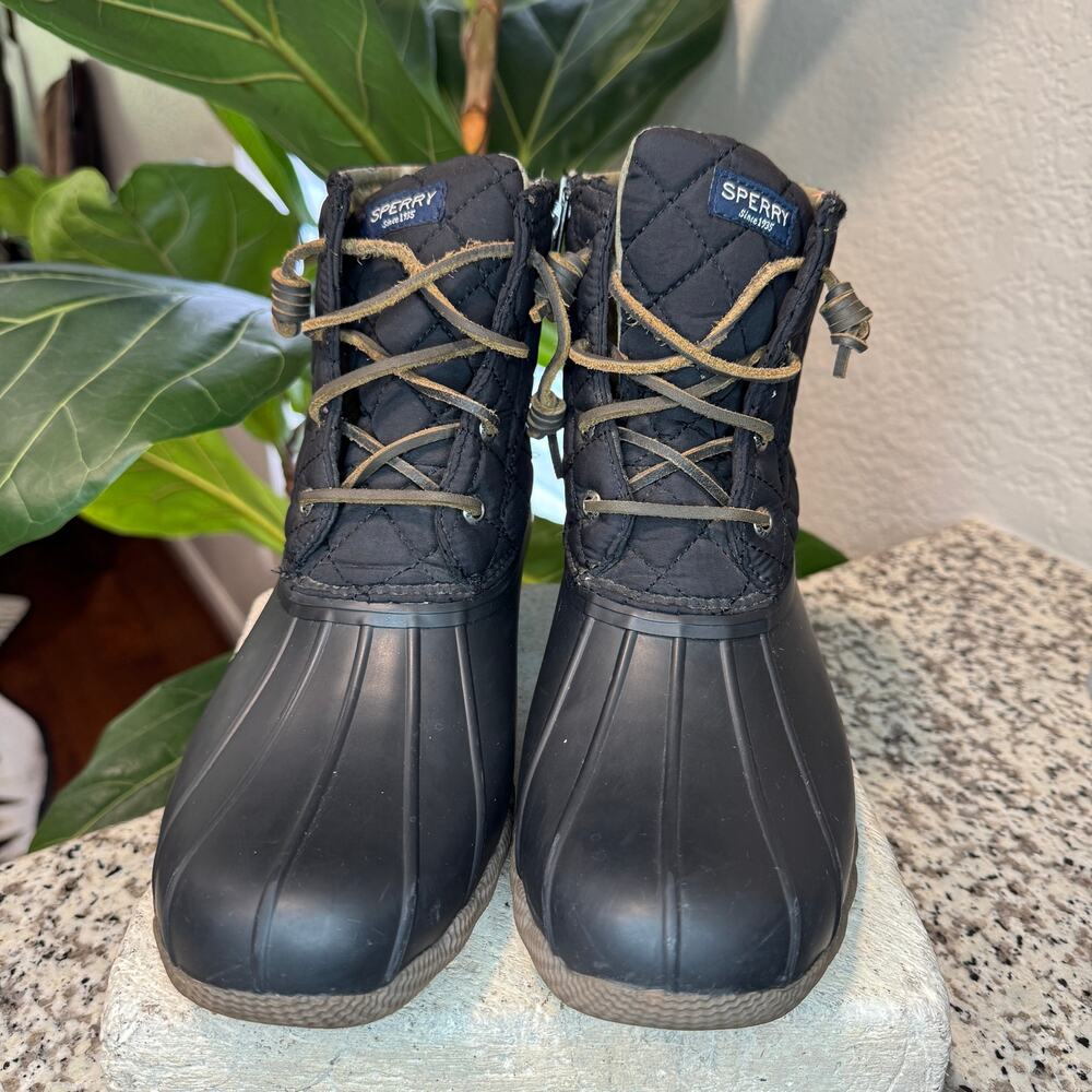 Sperry Top-Sider Women's Saltwater Duck Boot Quilted Nylon Size 9